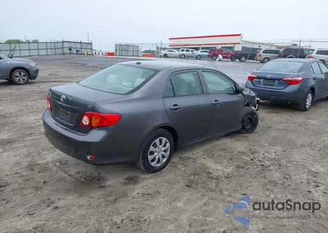 2010 Toyota Corolla Le z USA, uszkodzony, nr VIN JTDBU4EE5AJ069965